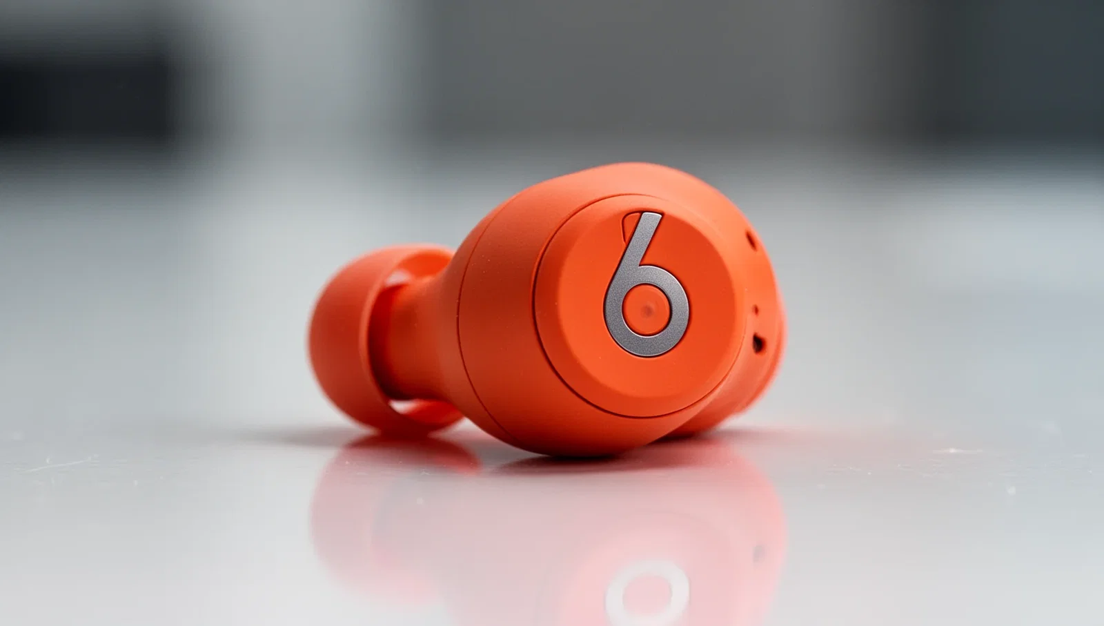 Beats Solo Buds Orange: Best Buy senkt Preis um 40 Prozent